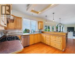 6002 Icarus Dr, Nanaimo, BC V9V1C8 Photo 24