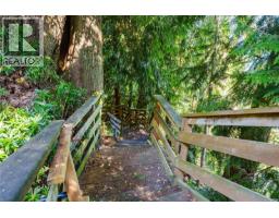 6002 Icarus Dr, Nanaimo, BC V9V1C8 Photo 93