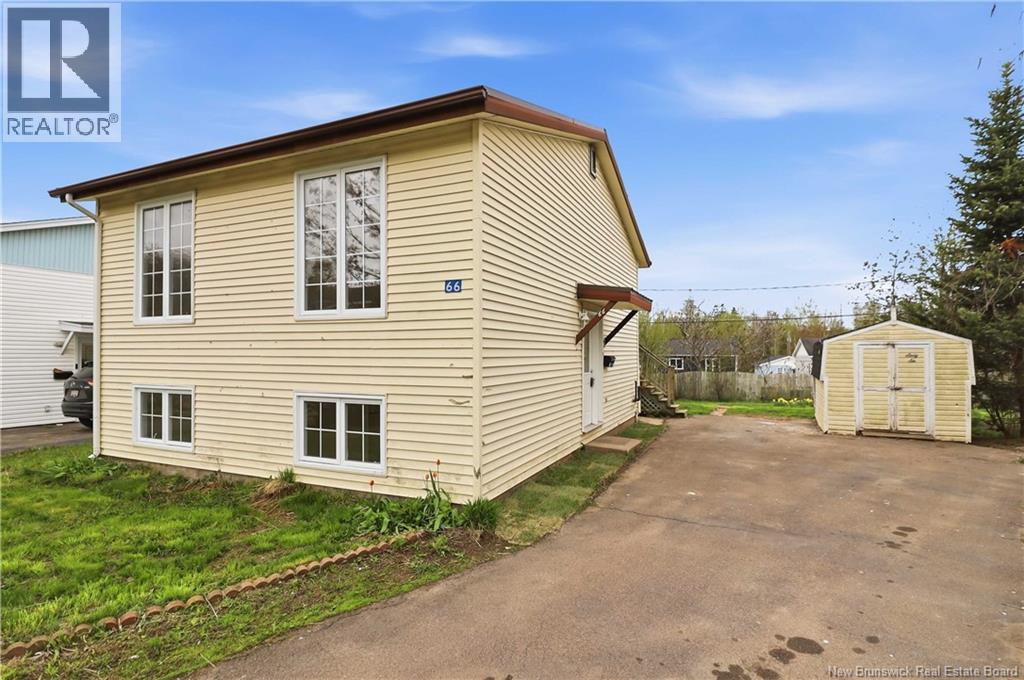 66 Braeburn Crescent