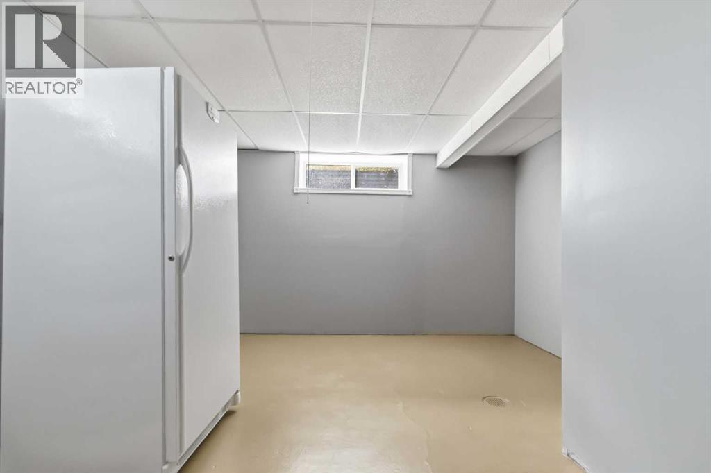 303 Cornwall Drive - Image 24