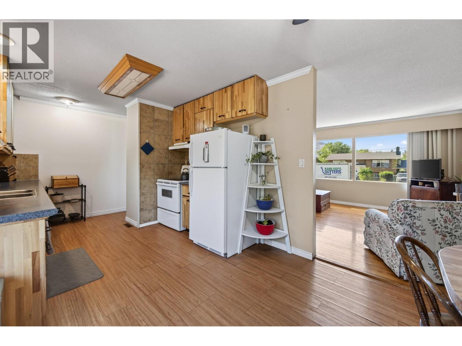 686 Sicamore Drive - Image 7