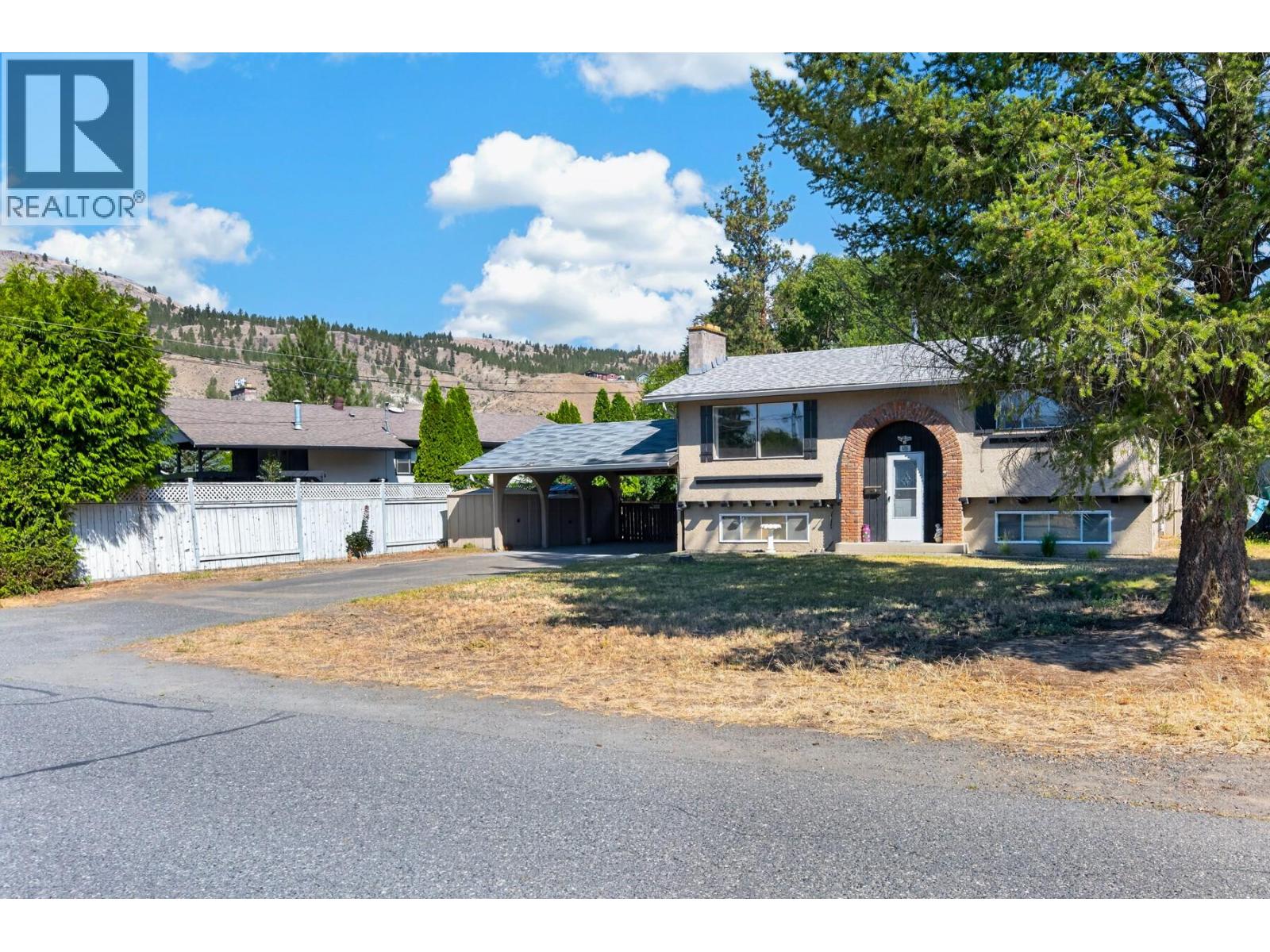 686 Sicamore Drive - Image 29