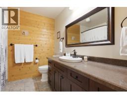 3pc Bathroom - 580 Park Drive, Clearwater, BC V0E1N1 Photo 12