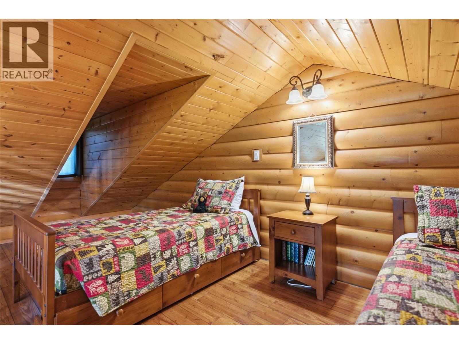 580 Park Drive - Image 25