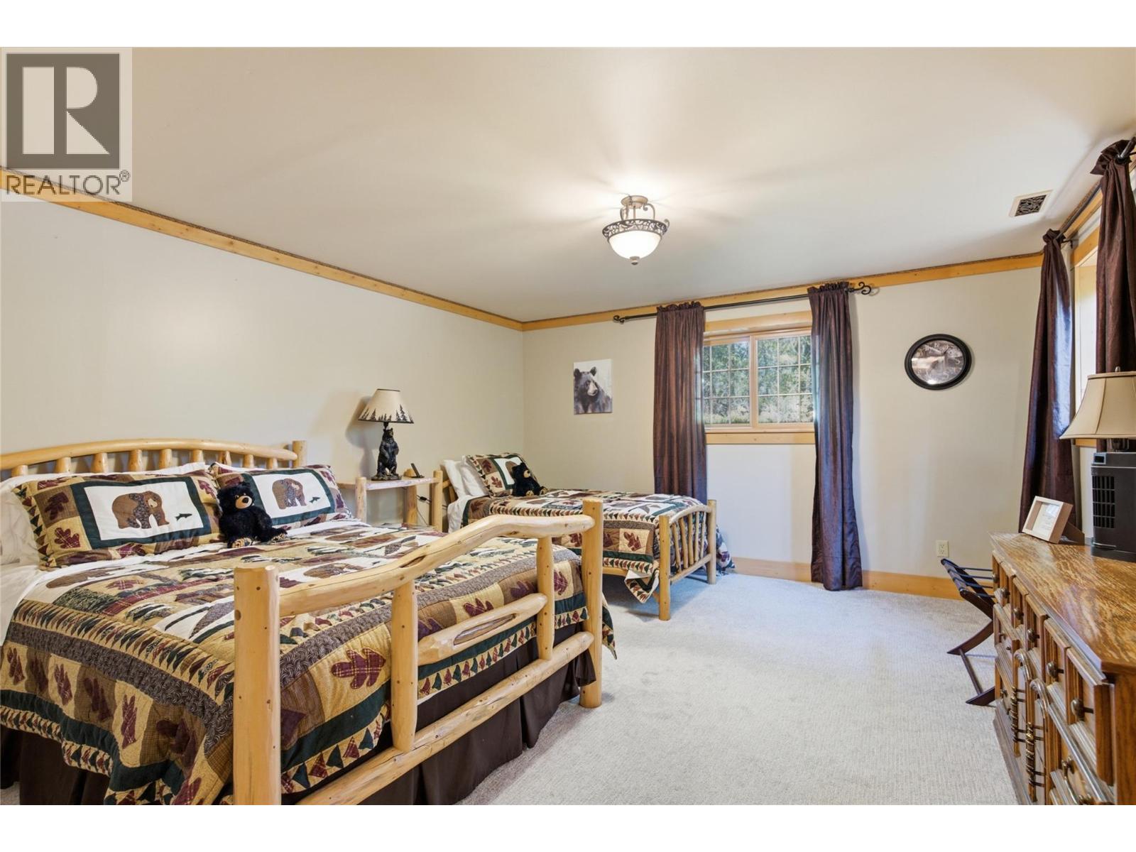 580 Park Drive - 4