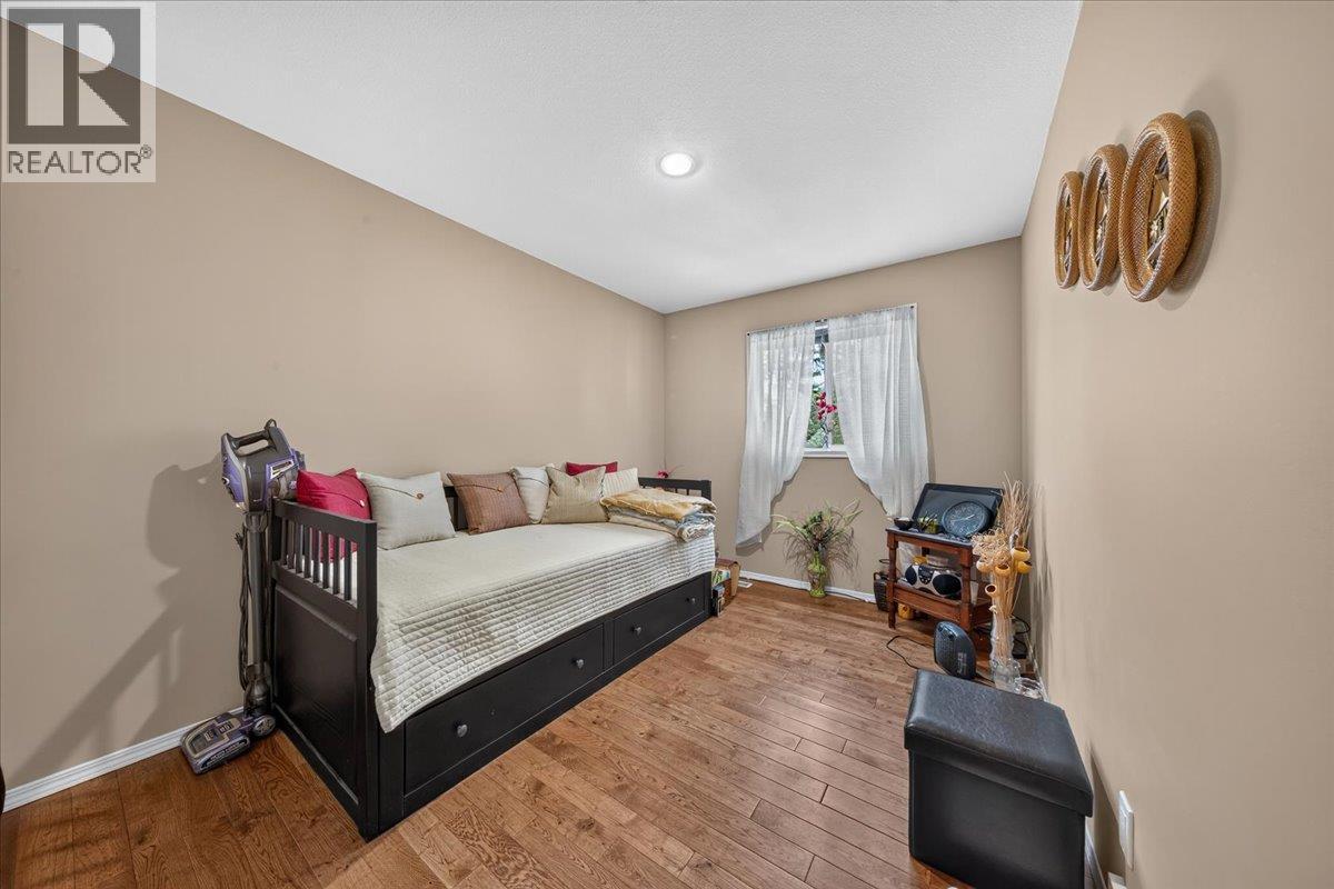 20B Wolf Crescent - 15