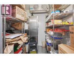 3554 Garrison Gate Sw, Calgary, AB T2T6N1 Photo 6