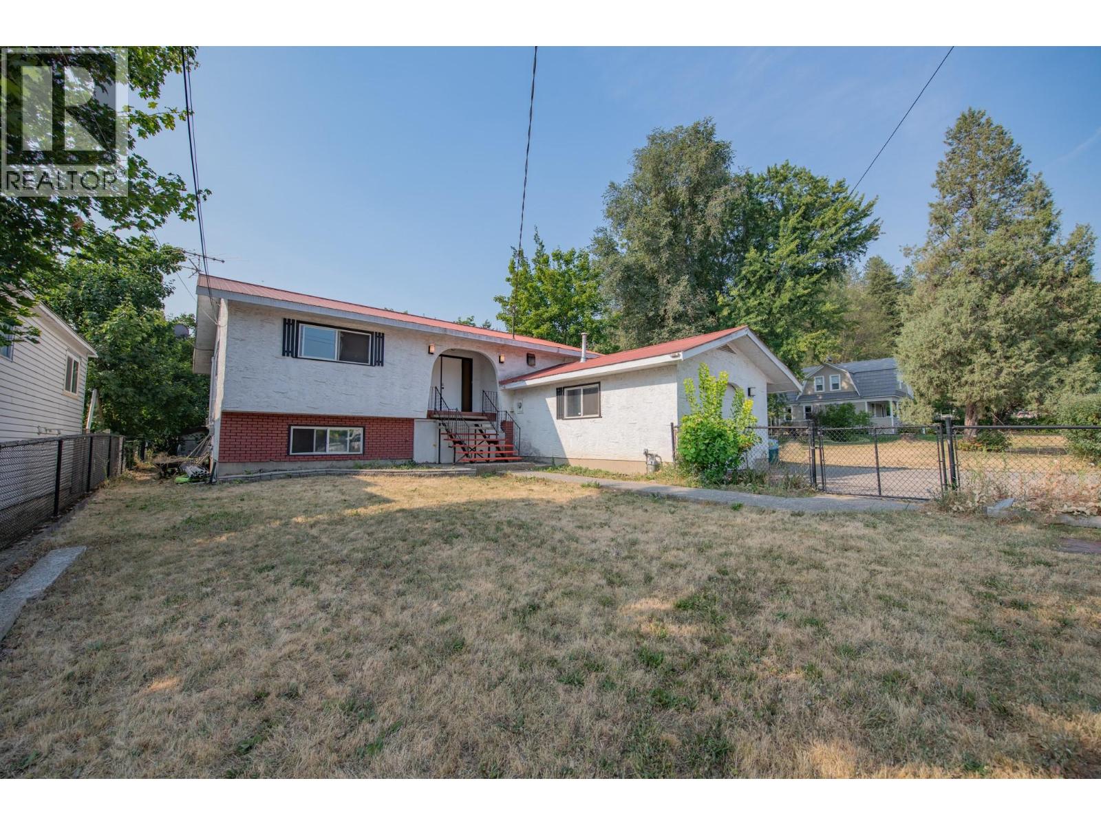 718 Russell Avenue - 65