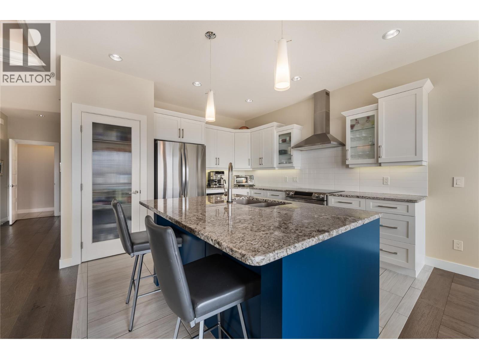 13464 Lake Hill Drive - 11