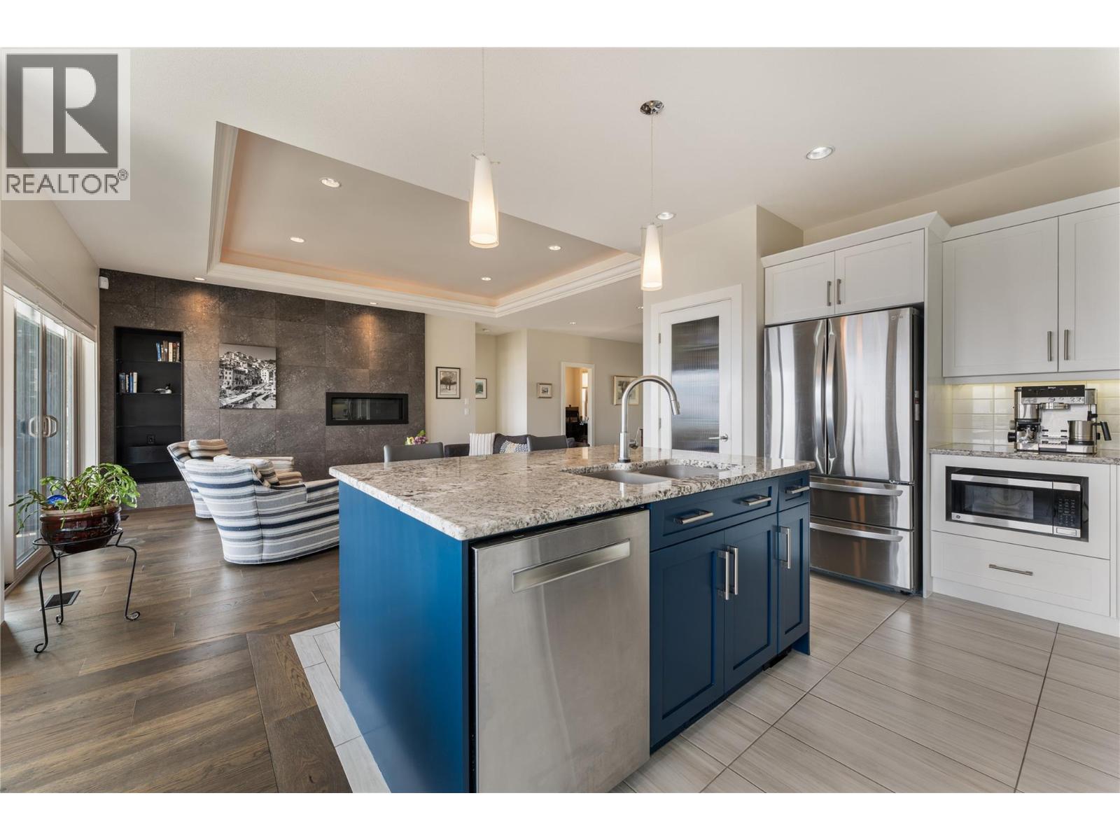 13464 Lake Hill Drive, Lake Country