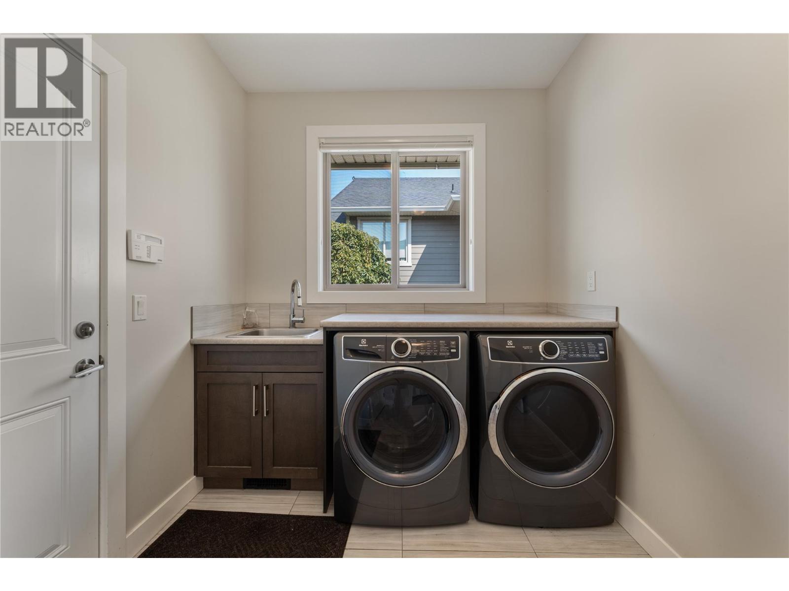 13464 Lake Hill Drive - 32
