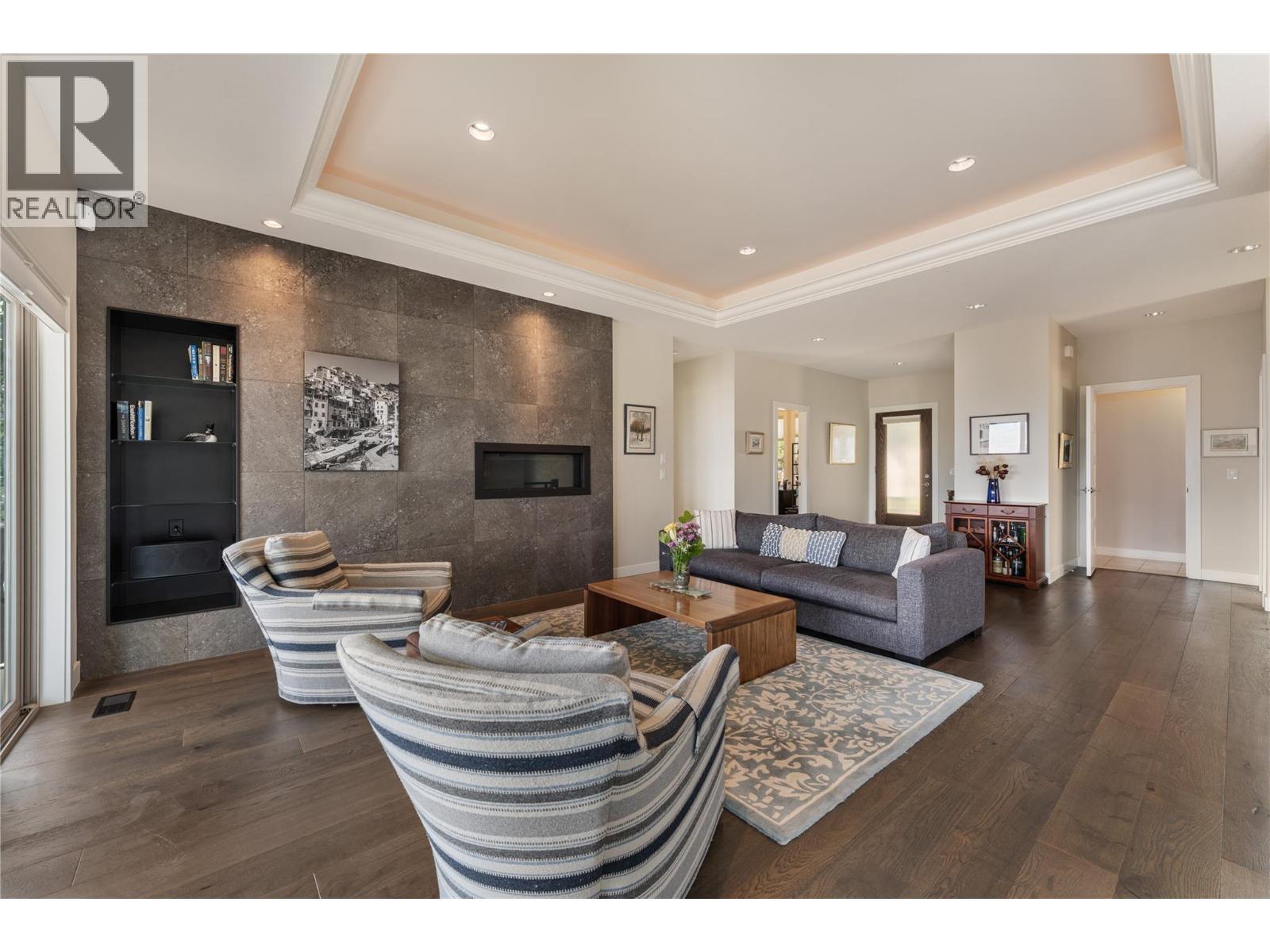 13464 Lake Hill Drive, Lake Country