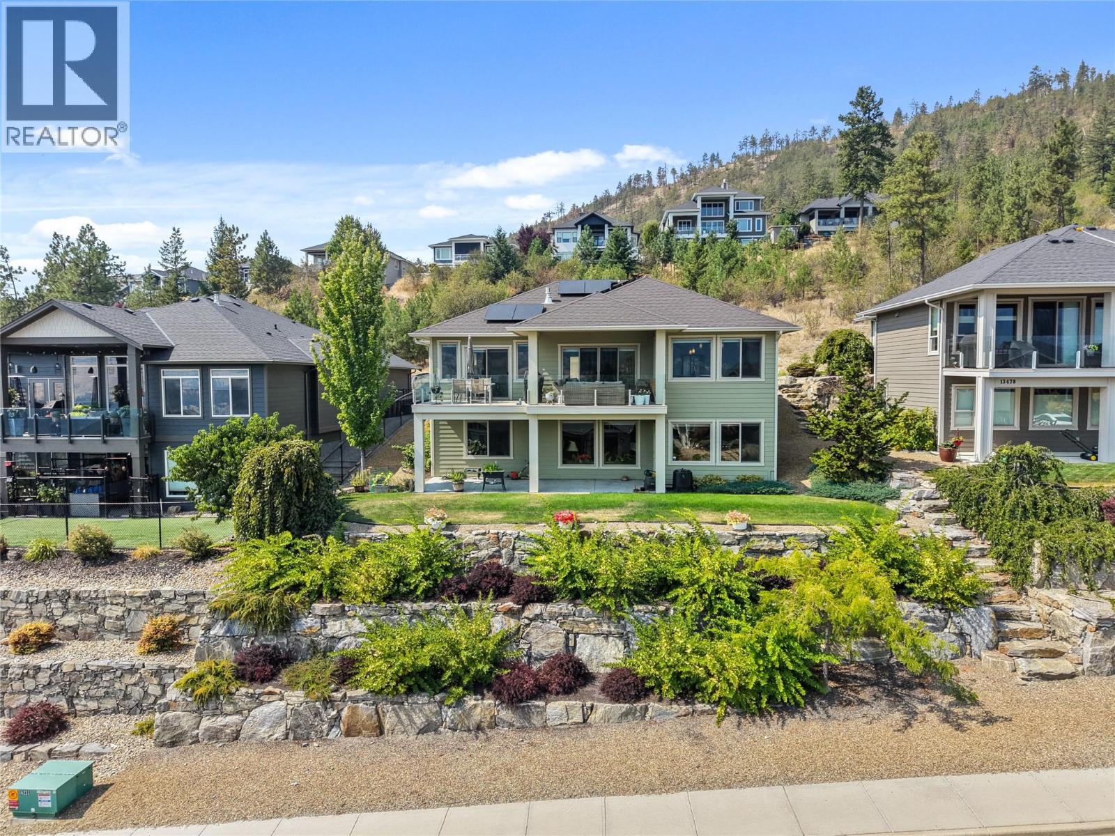 13464 Lake Hill Drive, Lake Country