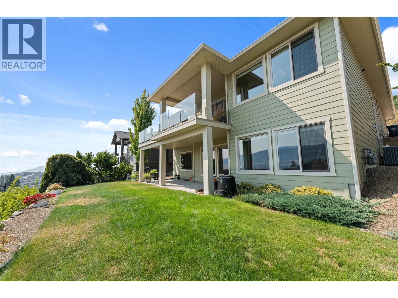 13464 Lake Hill Drive, Lake Country