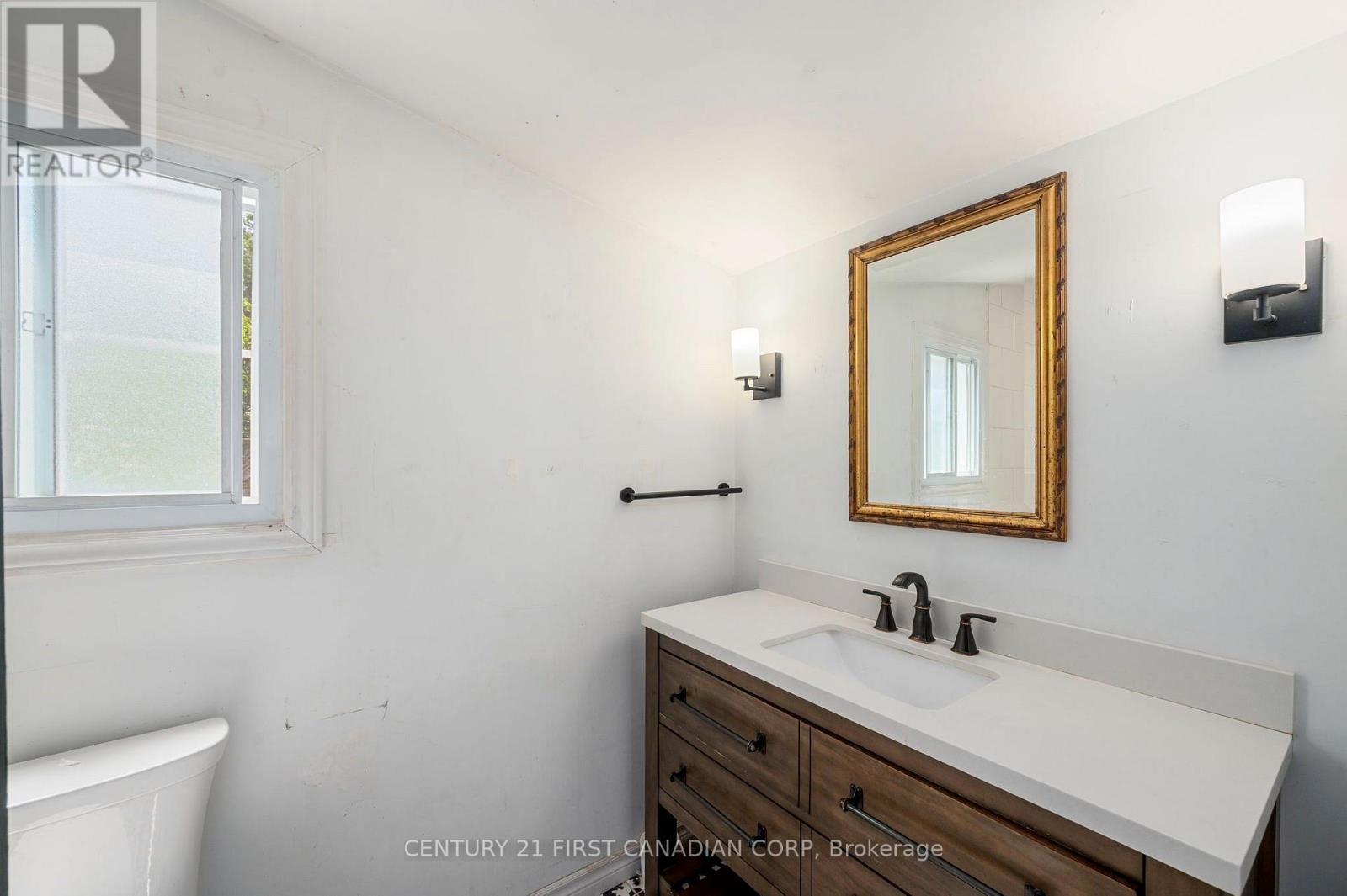 229 ST JULIEN STREET - Image 13