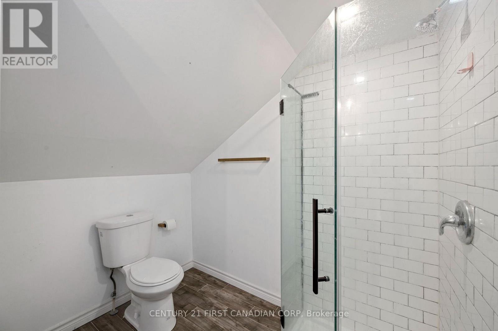 229 ST JULIEN STREET - 17