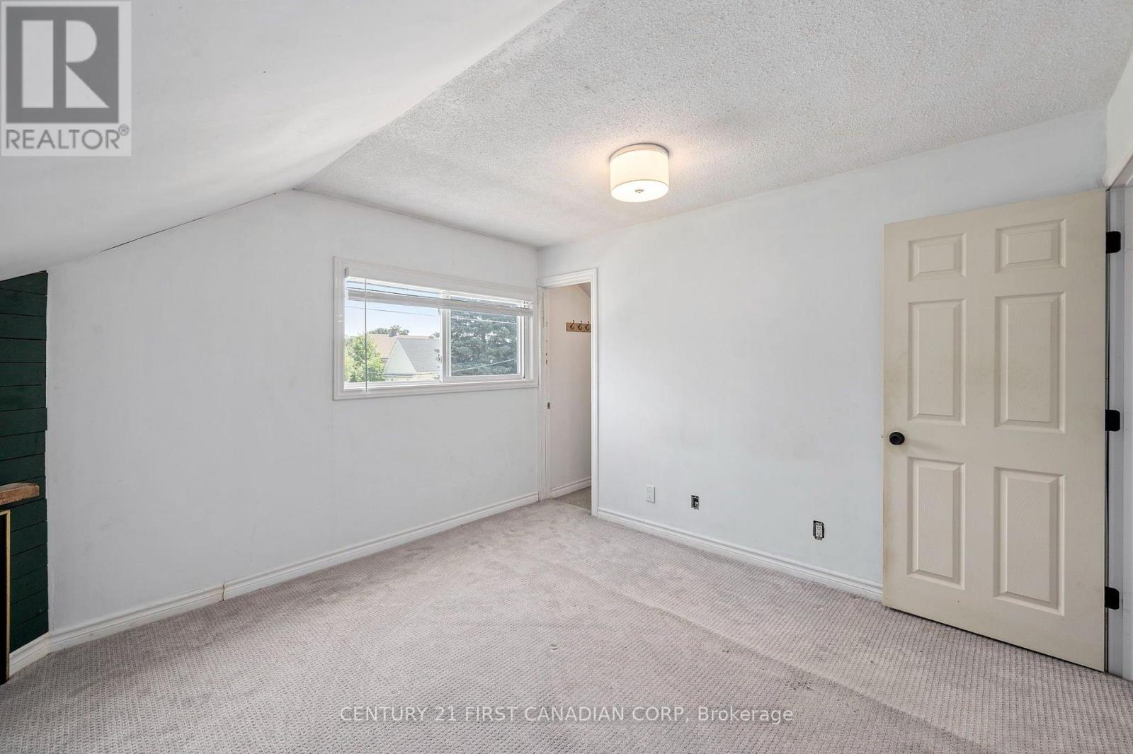 229 ST JULIEN STREET - Image 20