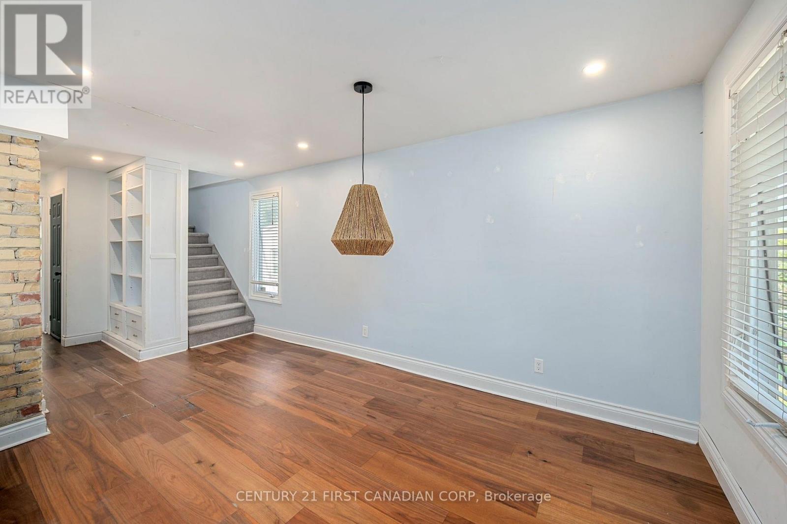 229 ST JULIEN STREET - 7