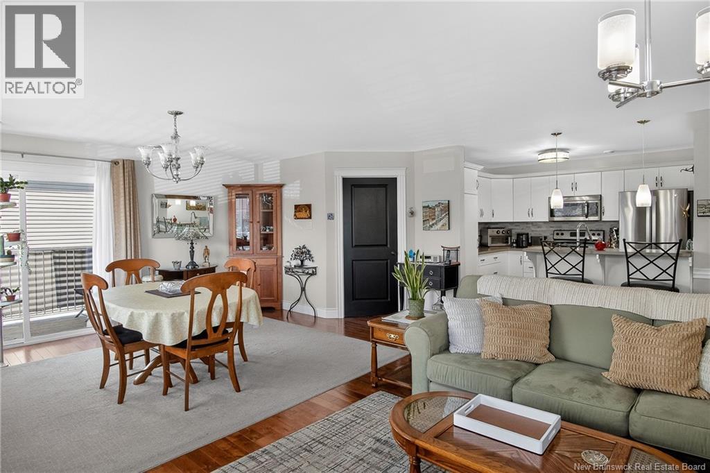 #302 20 King George Court - Image 15