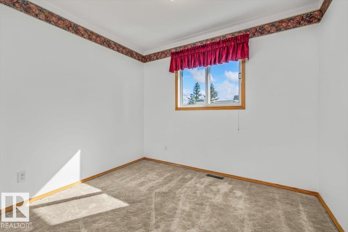 4427 Payne AV - 21