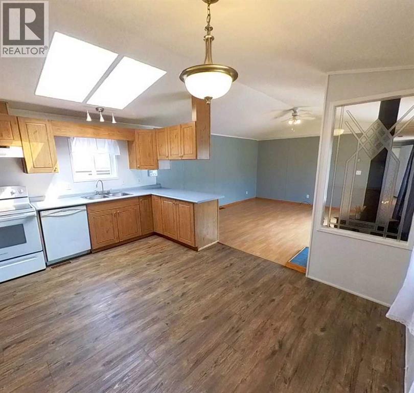 Listing photo – 27, 5211 55 Avenue, Rocky Mountain House