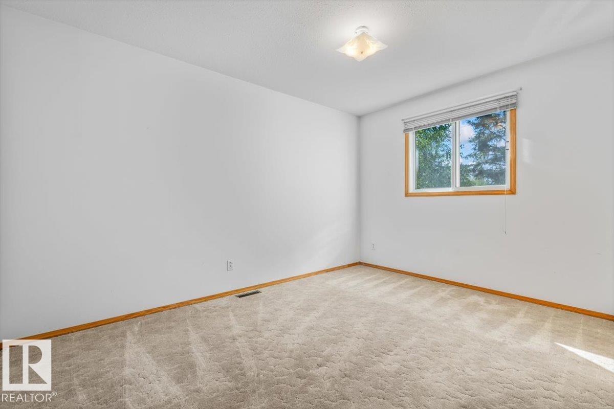 4427 Payne AV - 22