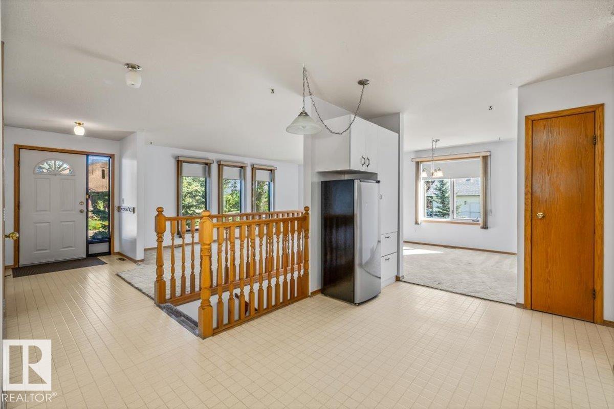4427 Payne AV - 18