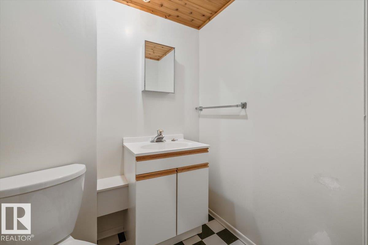4427 Payne AV - Image 38