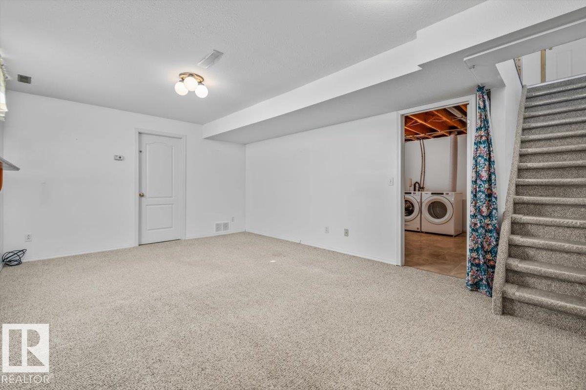 4427 Payne AV - 31