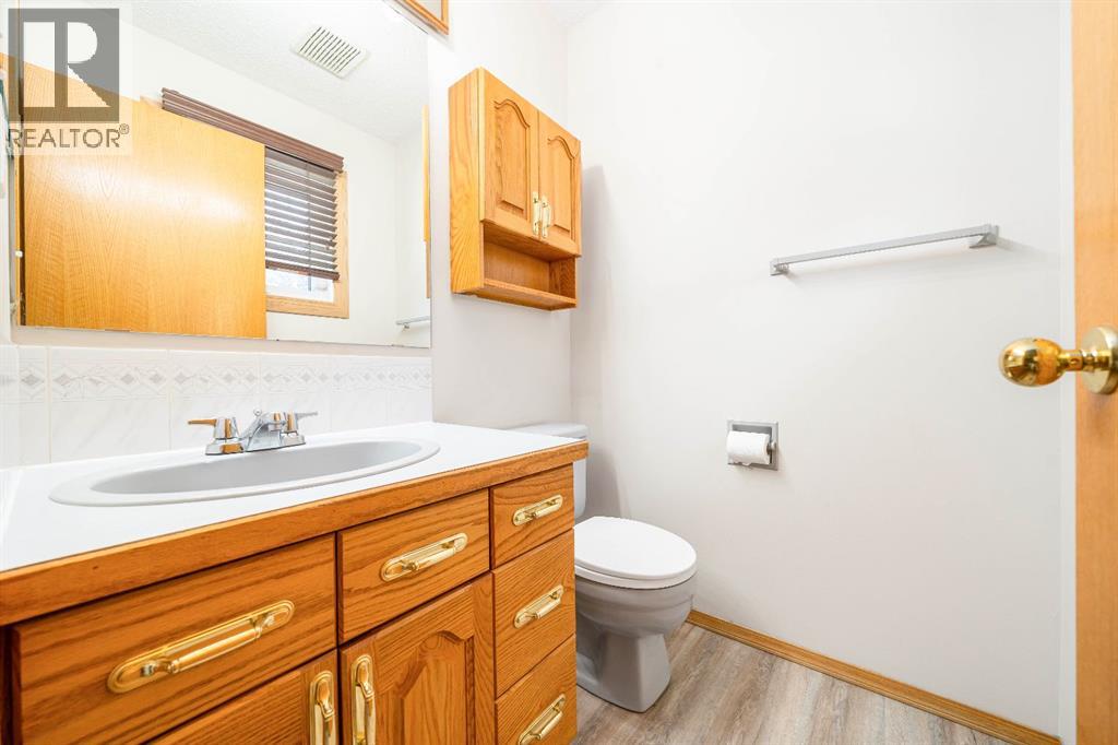 12 Swan Way SE - Image 16