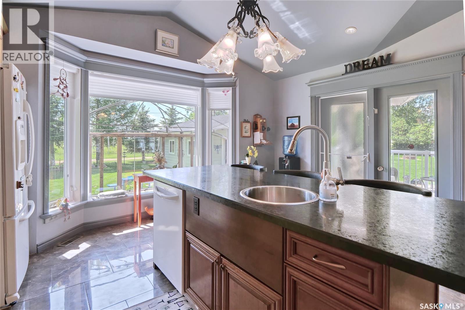 105 Sargent CRESCENT - Image 12