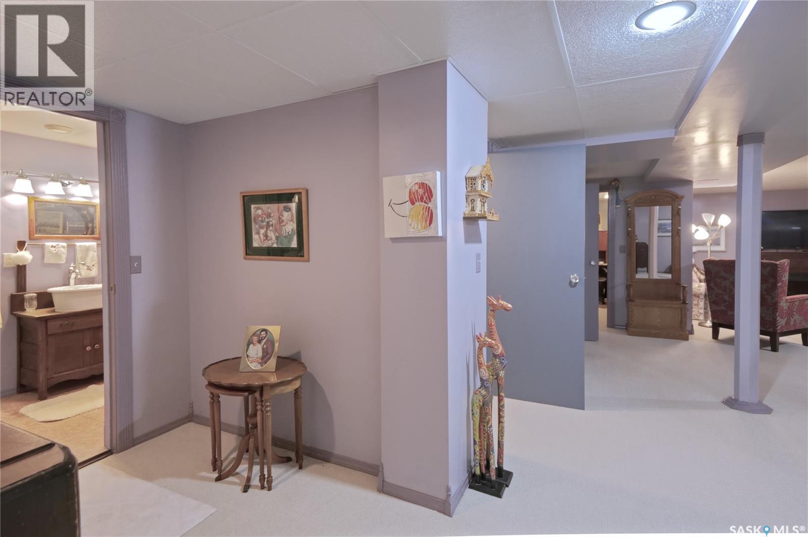 105 Sargent CRESCENT - Image 25