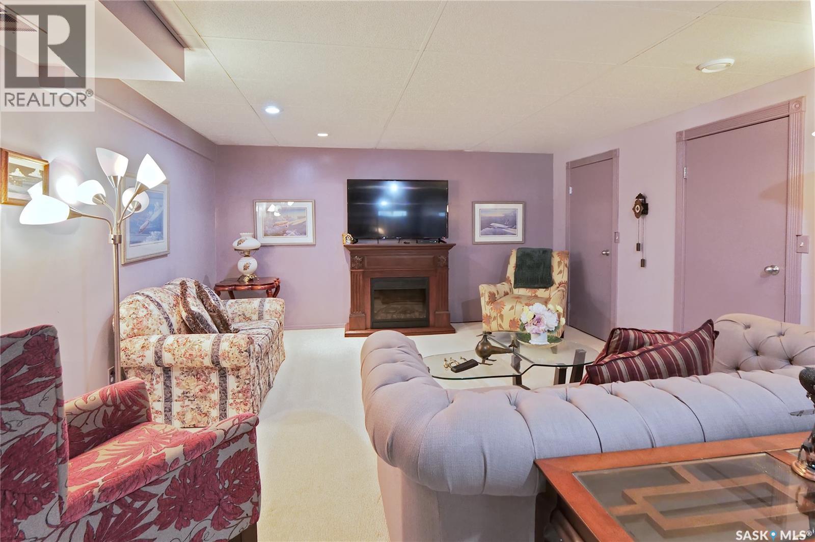 105 Sargent CRESCENT - Image 22