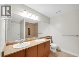 305 1211 Village Green Way, Squamish, BC V8B0R7 Photo 13