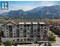 305 1211 Village Green Way, Squamish, BC V8B0R7 Photo 28
