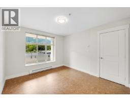 305 1211 Village Green Way, Squamish, BC V8B0R7 Photo 9