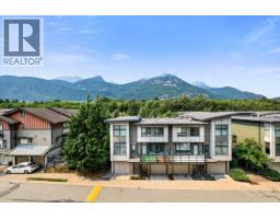 305 1211 Village Green Way, Squamish, BC V8B0R7 Photo 30