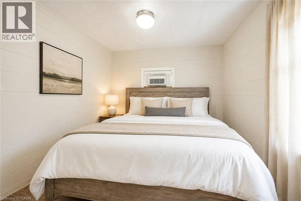 729 SEVENTH Street - 8