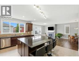 4pc Bathroom - 733 Windrow Manor Sw, Airdrie, AB T4B5H6 Photo 8