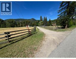 9655 Granby Road, Grand Forks, BC V0H1H1 Photo 26