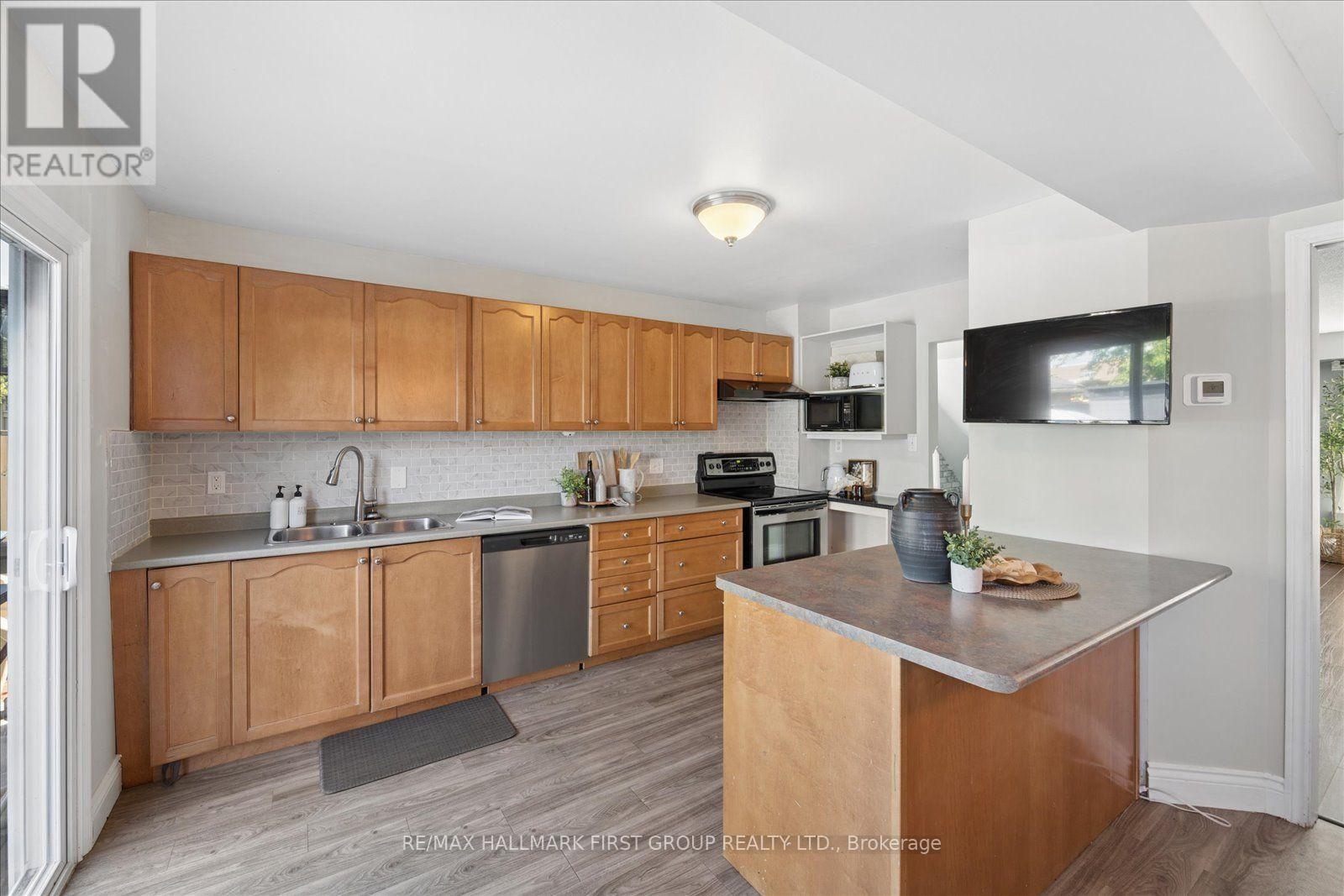 1179 OXFORD STREET - Image 10