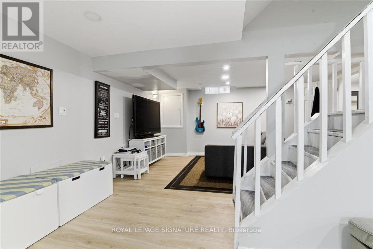 50 LUMSDEN CRESCENT - 26