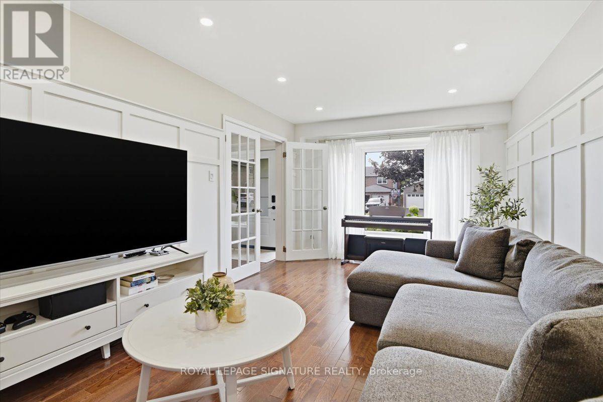 50 LUMSDEN CRESCENT - 6