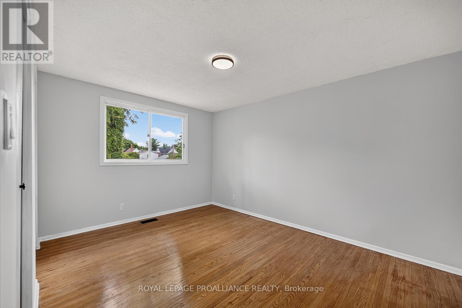 59 ABBOTT STREET - Image 13