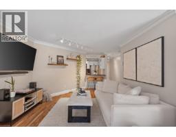 102 123 E 6th Street, North Vancouver, BC V7L1N9 Photo 7