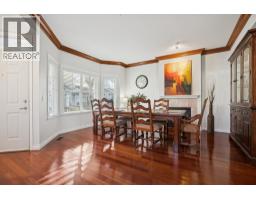 210 3000 Riverbend Drive, Coquitlam, BC V3C6R1 Photo 11