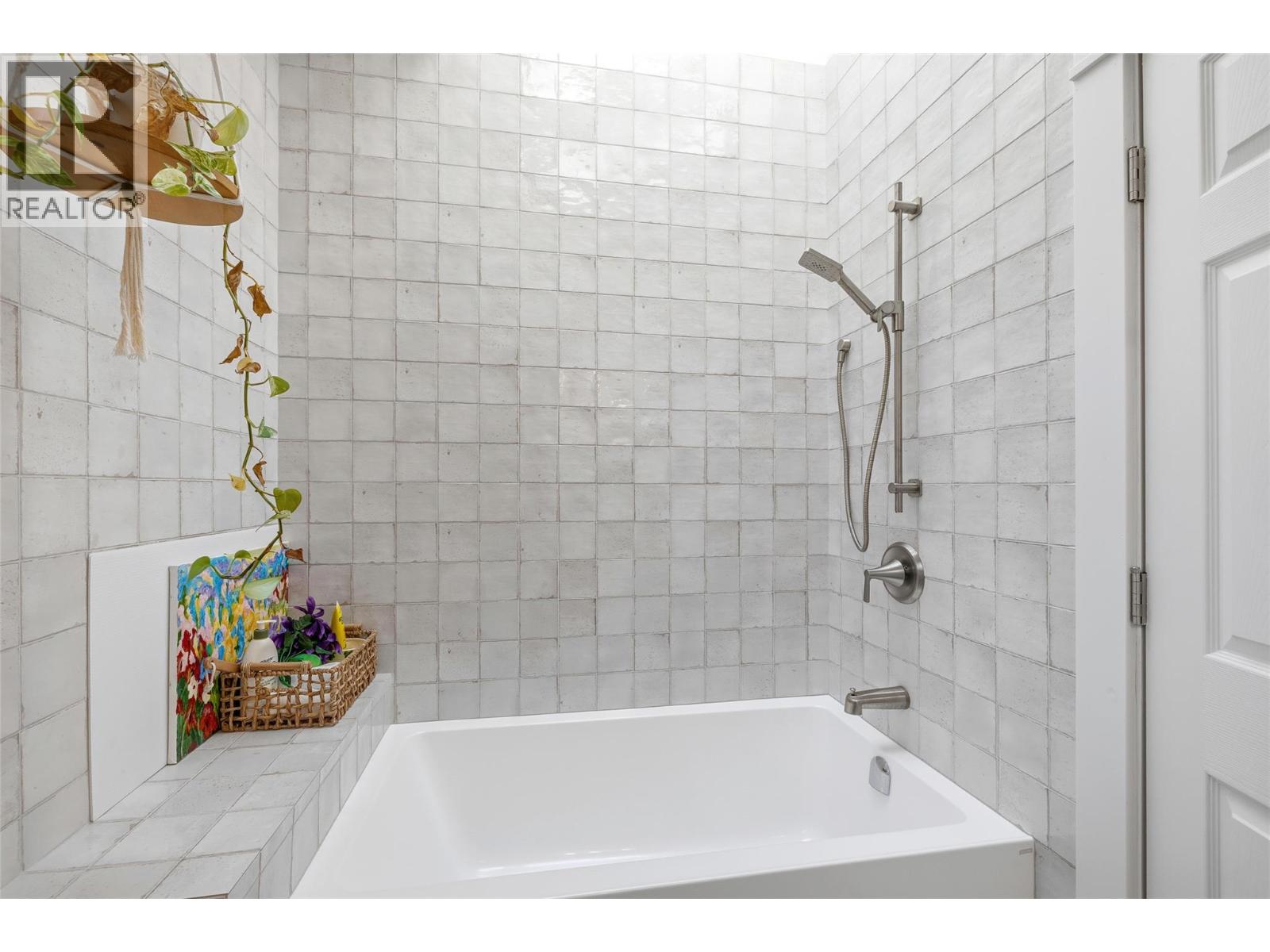 11311 Okanagan Centre Road W, Lake Country