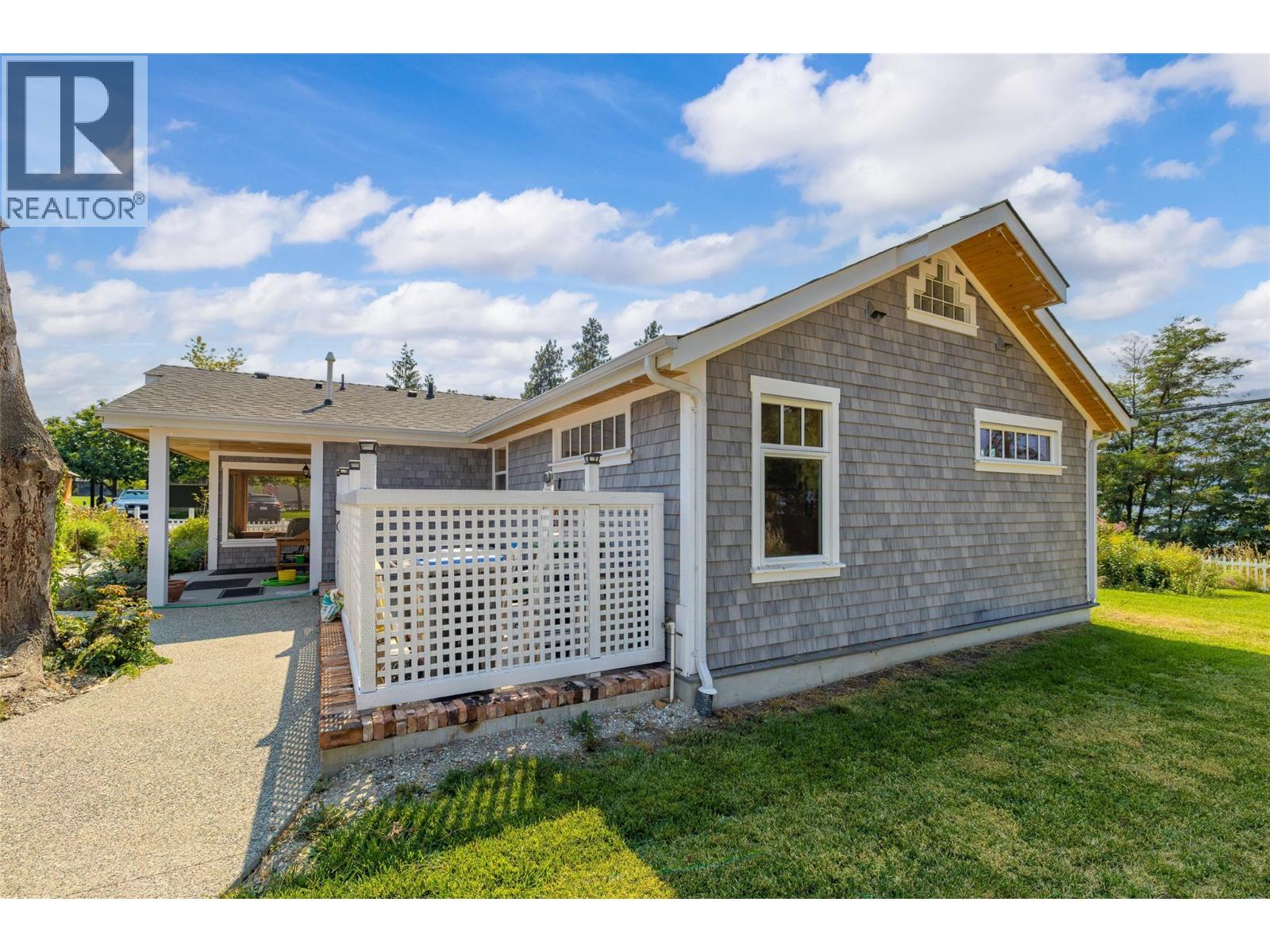 11311 Okanagan Centre Road W, Lake Country