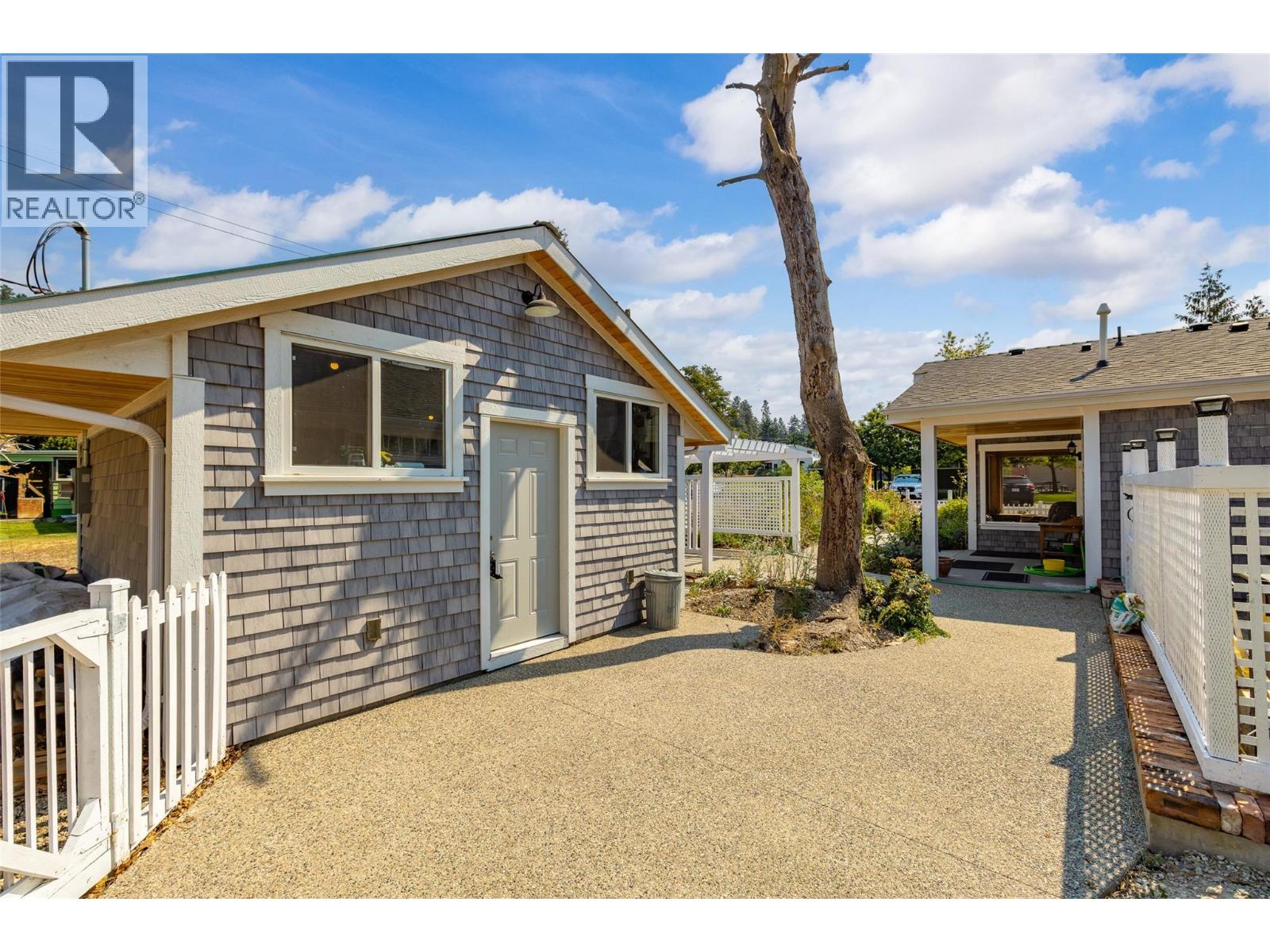11311 Okanagan Centre Road W, Lake Country