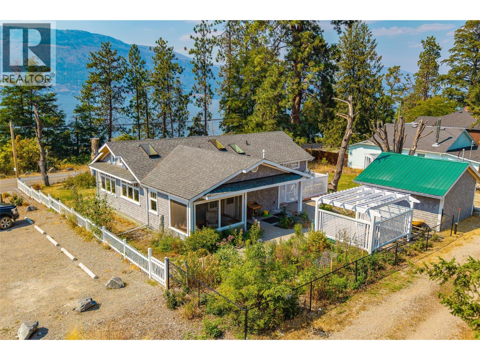 11311 Okanagan Centre Road W, Lake Country